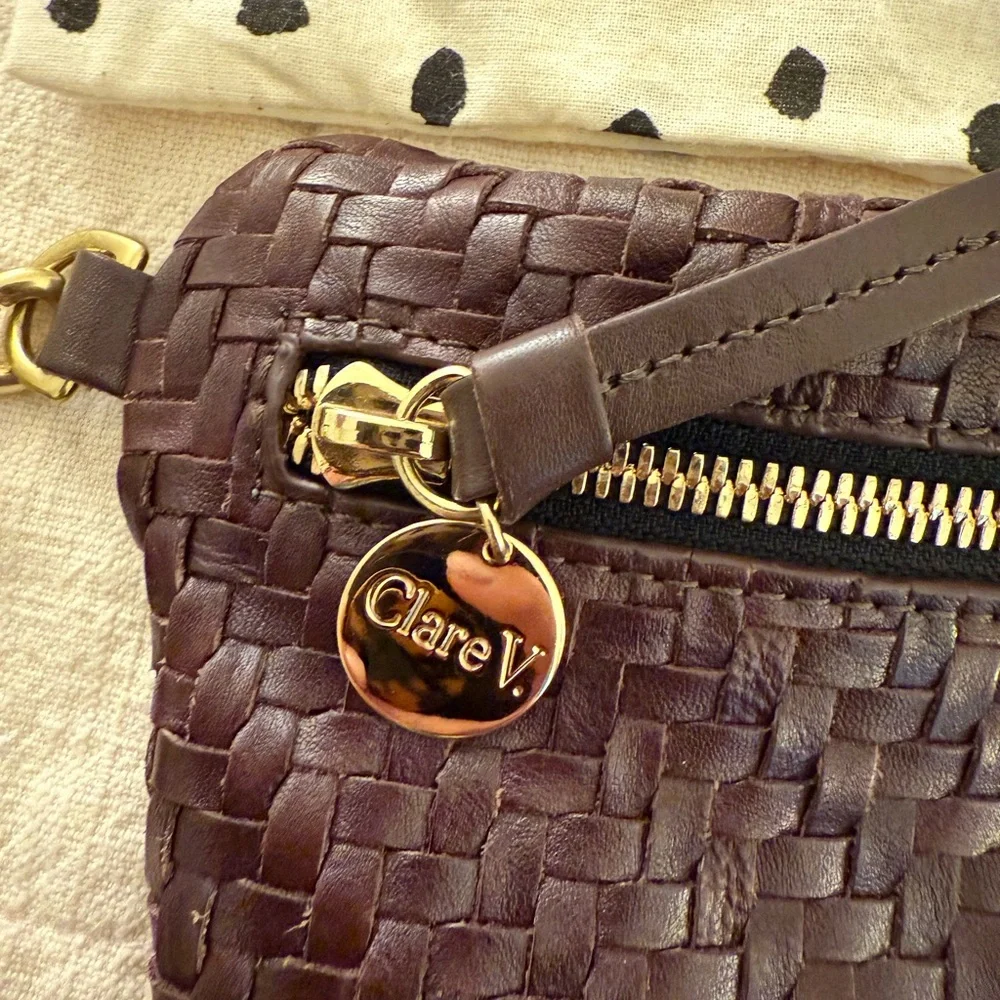 Clare V Grande Fanny (Maroon) - Picture 2 of 5